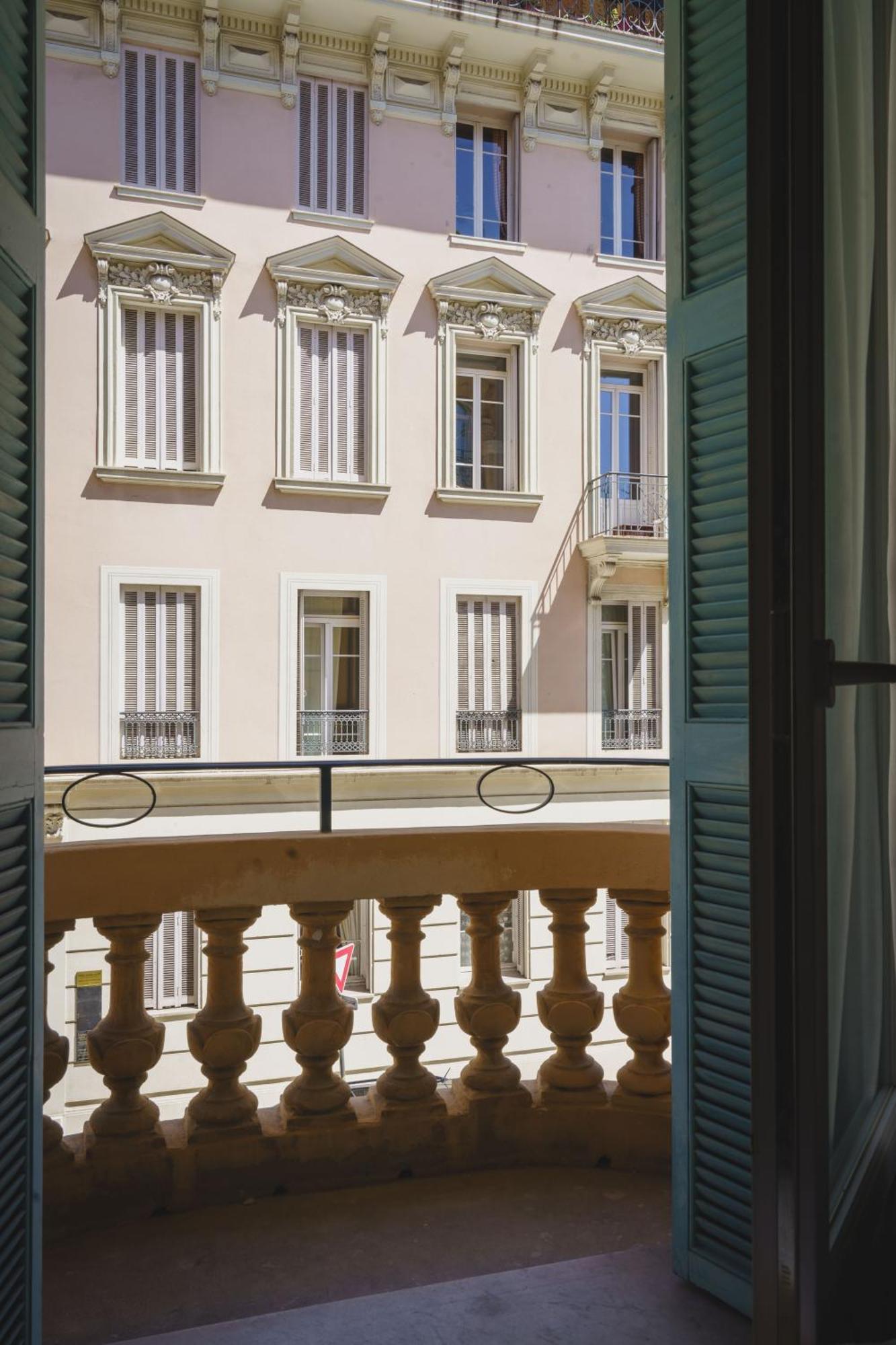 Gounod Fully Renovated